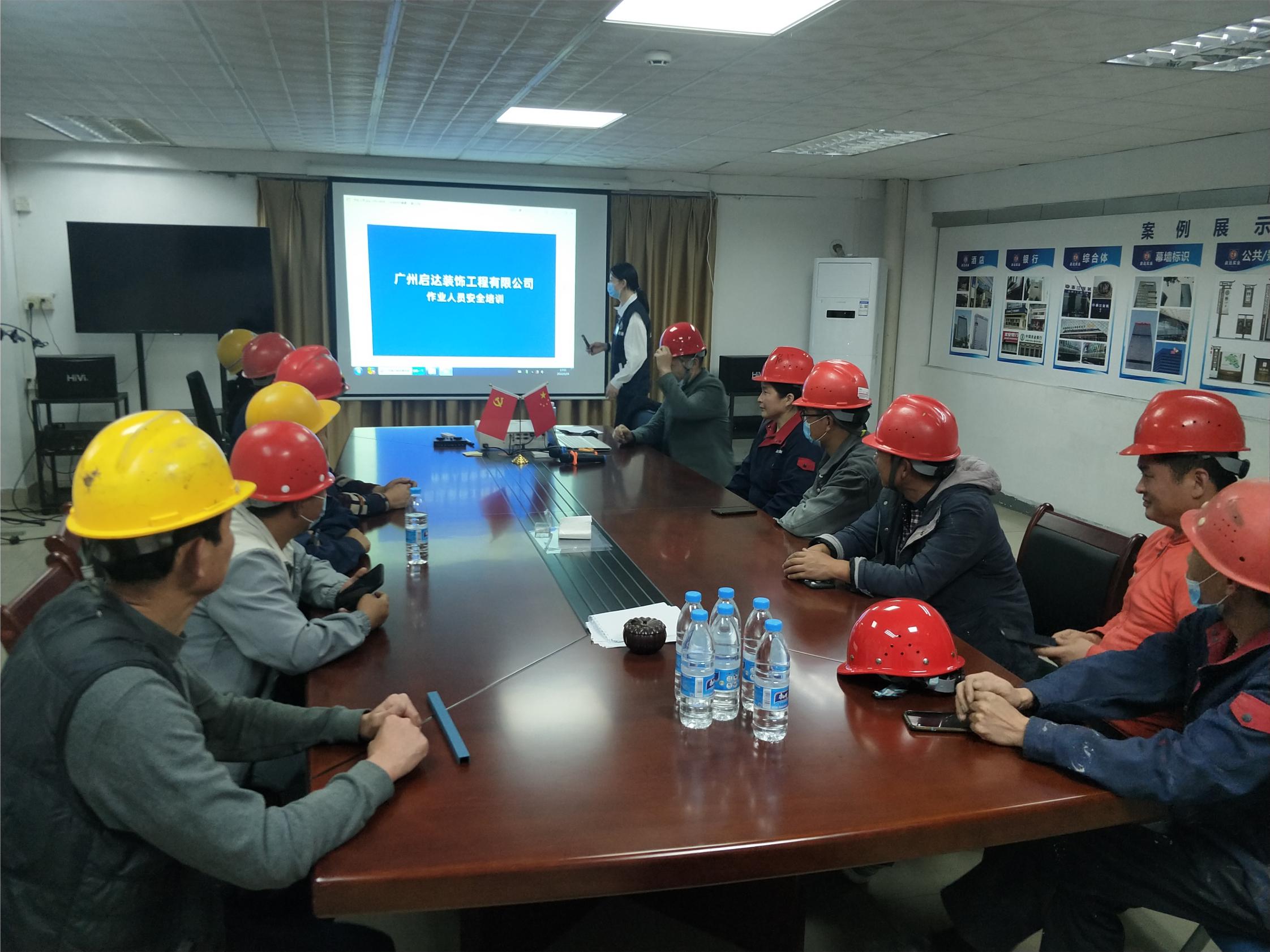 既注重质量更在意实惠的价格---发光字研发设计制作加工厂启达广告